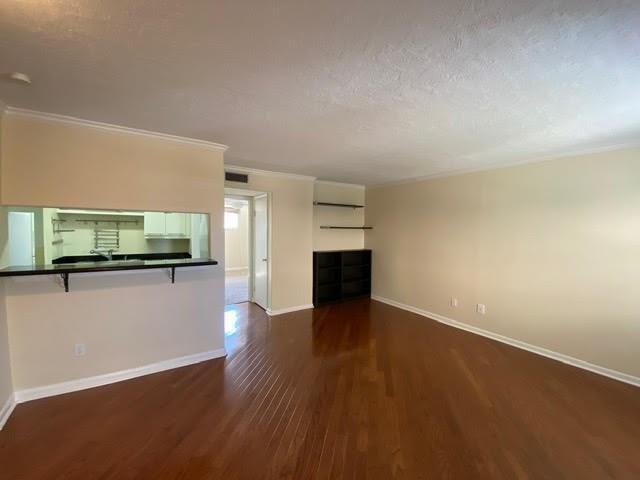 Building Photo - 6410 Del Monte Dr