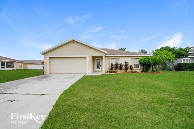 Primary Photo - 5230 Snowy Heron Dr