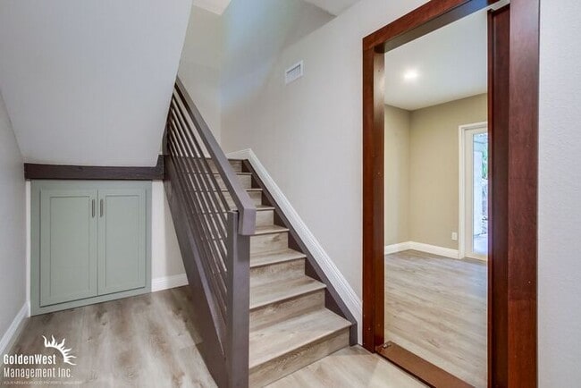 Building Photo - Stylish 3Bdm 2Ba Unfurnished Home in Missi...