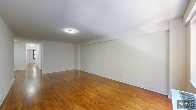 Primary Photo - 405 E 56th St