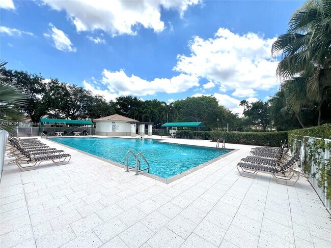 Building Photo - 808 Stanton Dr