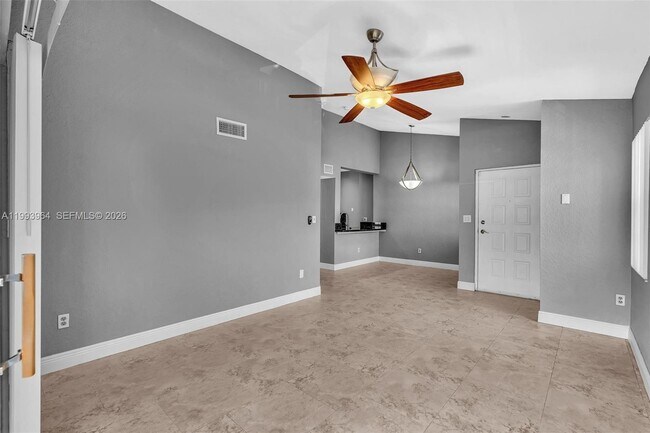 Building Photo - 2881 N Oakland Forest Dr