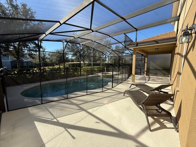 Building Photo - 5380 Oakbourne Ave