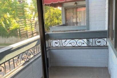 Upstairs Patio/Deck - 1255 Los Robles N Ave