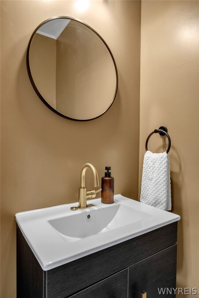 Building Photo - 66 McKinley Ave