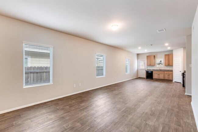 Building Photo - 11801 Murano Dr