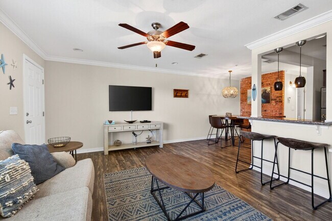 Building Photo - TDY Special! Furnished rental