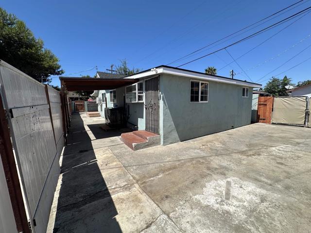 Building Photo - 411 33rd St