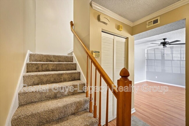 Building Photo - 803 Kettering Way