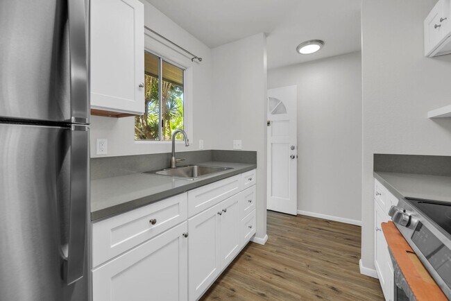 Building Photo - Fully Remodeled 2-Bedroom, 2-Bath Condo – Keonekai Villages #27-105