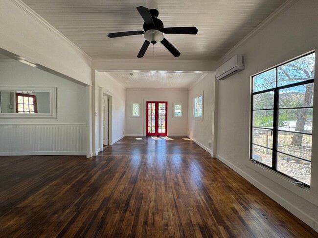Building Photo - 1BR/1BA 740 sq.ft. SHORT TERM RENTAL in Old Bisbee, AZ