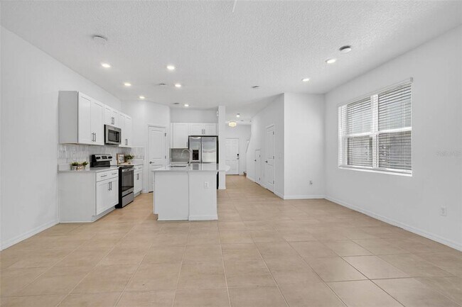 Building Photo - 3583 Davenport Creek Ct