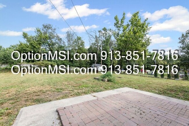 Building Photo - Beautiful 3-bedroom home now available!