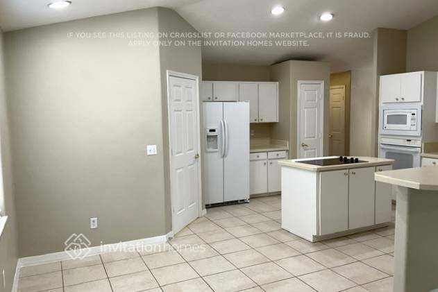 Building Photo - 4 Sherrington Dr