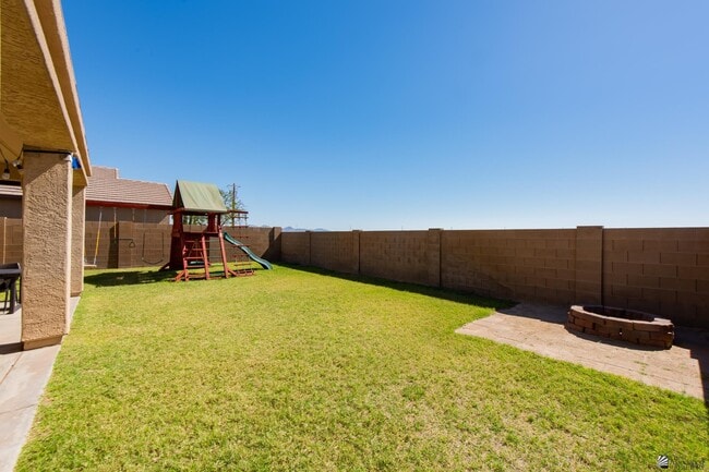 Building Photo - 6715 E 35th Rd