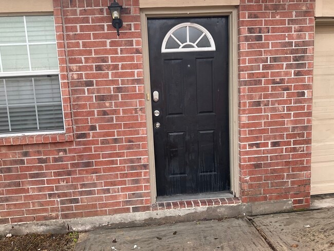 Building Photo - 3111 Patience Ave