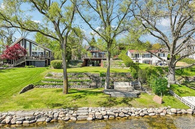 Building Photo - 3641 Mann Rd