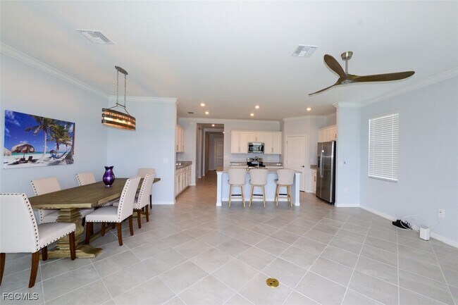 Building Photo - 3983 E Hampton Cir