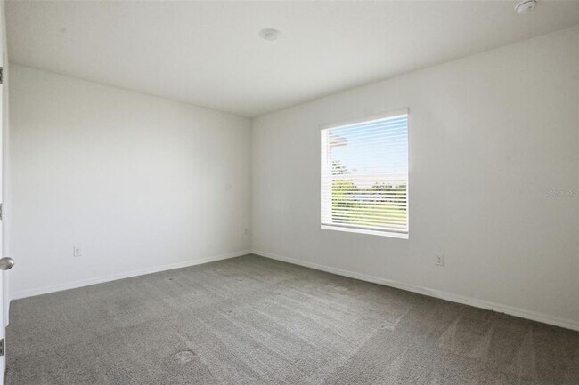 Building Photo - 5267 Dragonfly Dr