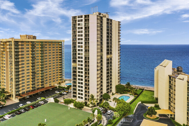 Building Photo - 5420 N Ocean Dr