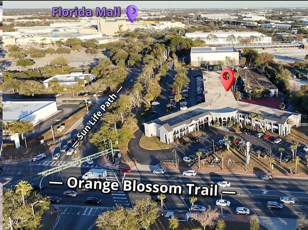 Building Photo - 8421 S Orange Blossom Trl