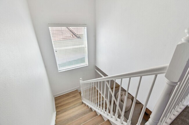 Building Photo - Waterfront Home for Lease – Resort-Style Living Every Day!