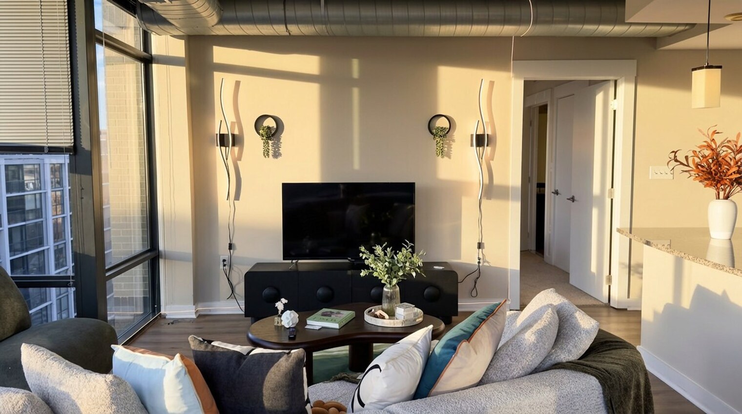 Building Photo - 1901 9th St NW