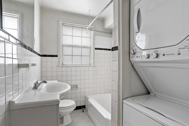 Building Photo - 4236 Perkins Rd