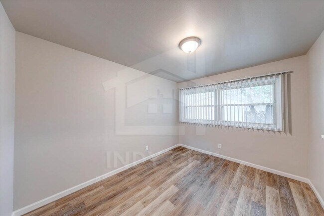 Building Photo - 3451 N Hartman Dr