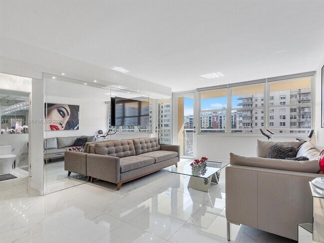 Building Photo - 251 174th St