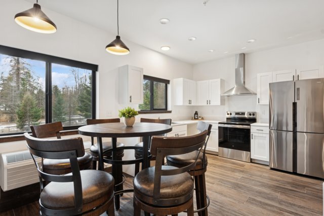 Building Photo - 1010 Baker Ave