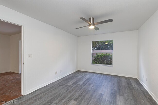 Building Photo - 26658 Little John Ct