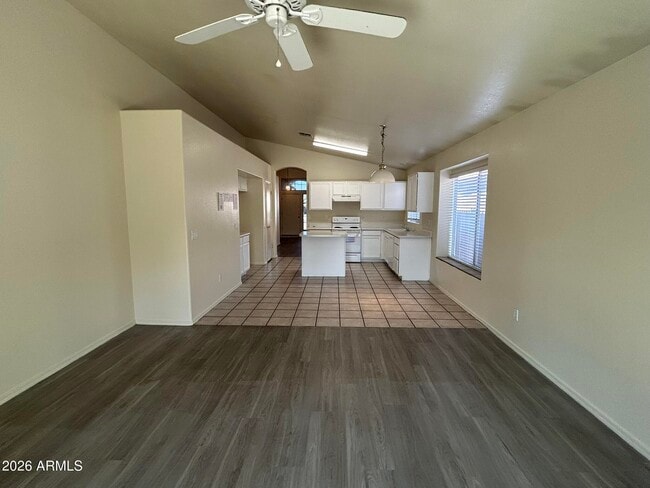 Building Photo - 51 N Del Pueblo Pl