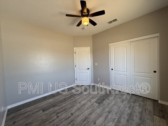 Building Photo - 1530 Jose Ave