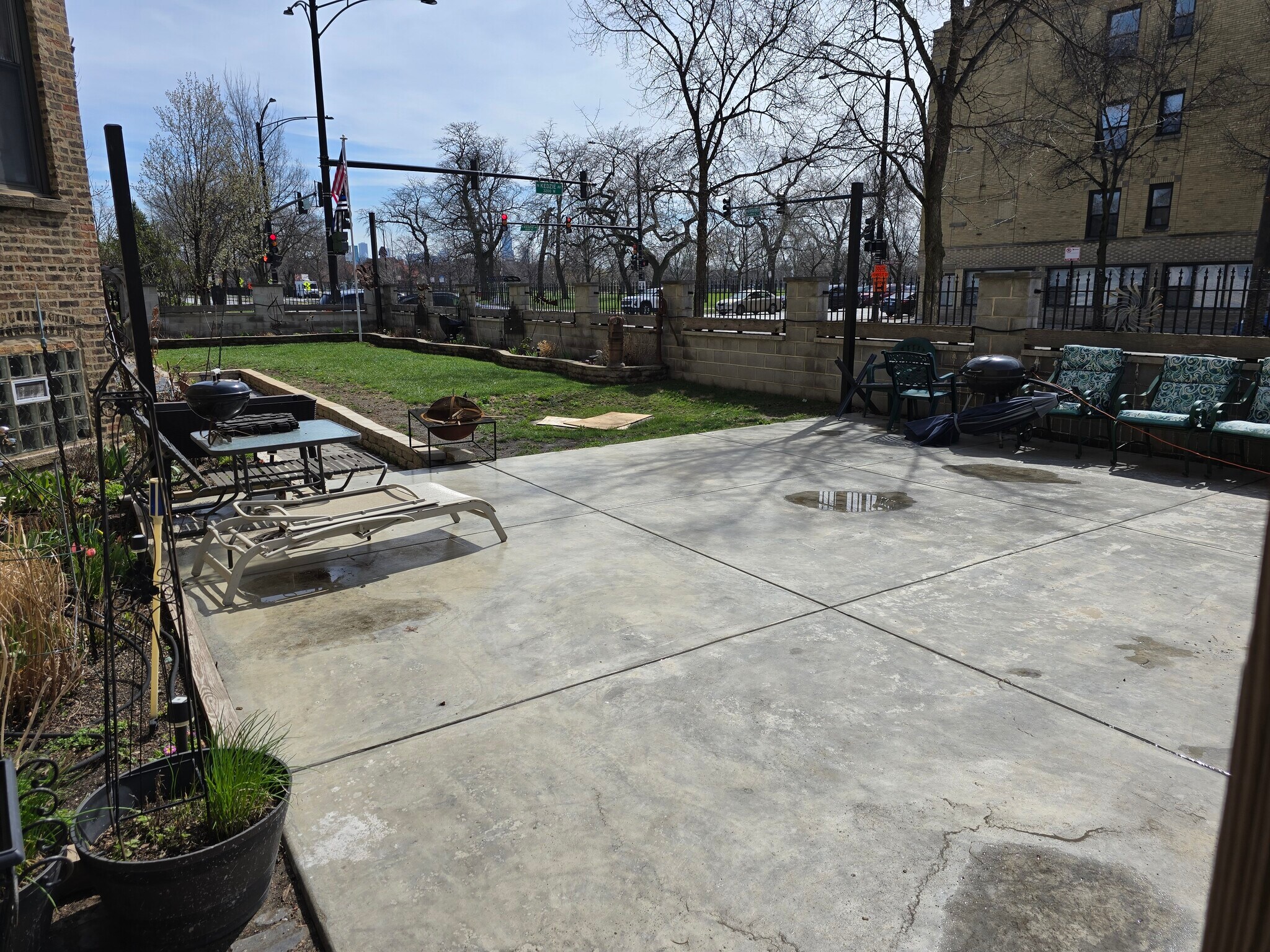 Side yard patio - 1204 N Kedzie Ave