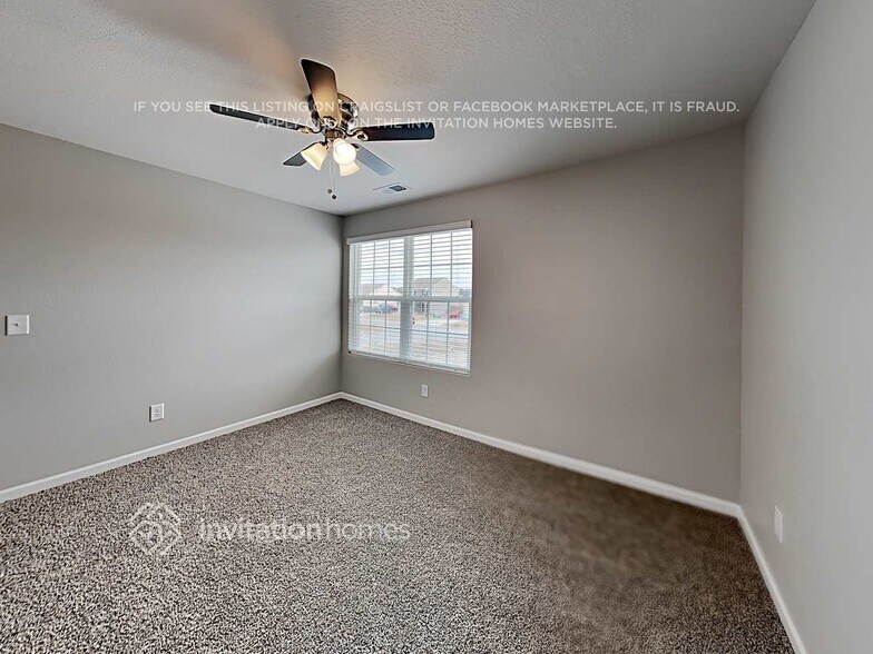 Building Photo - 860 Avery Pond Dr