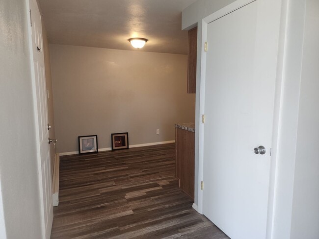 Building Photo - 692-694 Olson Ave