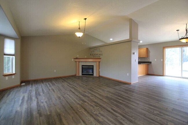 Building Photo - 5508 Bakerloo Ln