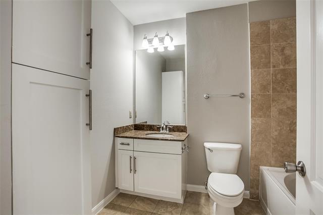 Building Photo - 3225 Turtle Creek Blvd Blvd