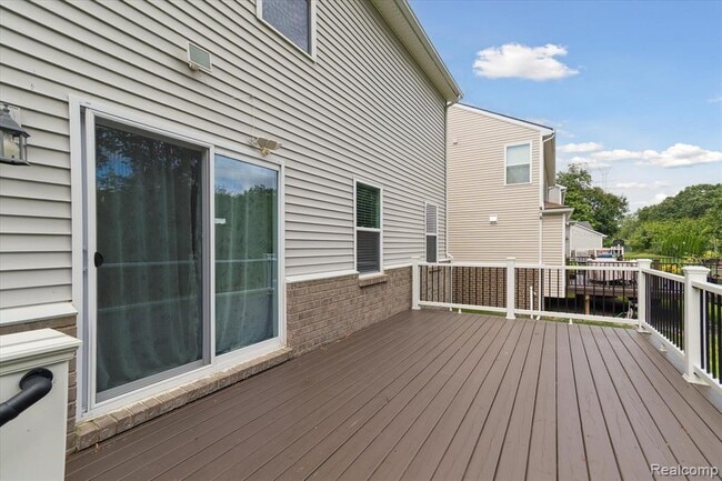 Building Photo - 21422 Navarra Dr