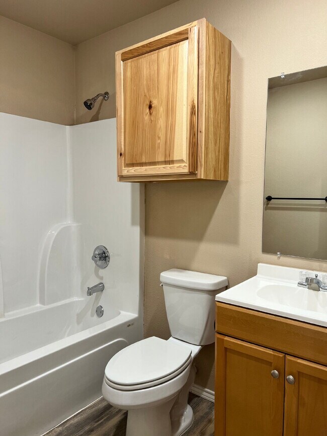 Building Photo - Recently Built Home in Rapidly Expanding West Lubbock!