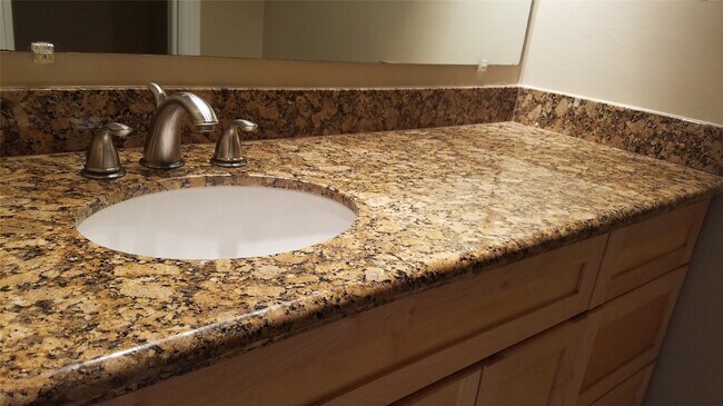 Building Photo - 11123 Hazelhurst Dr