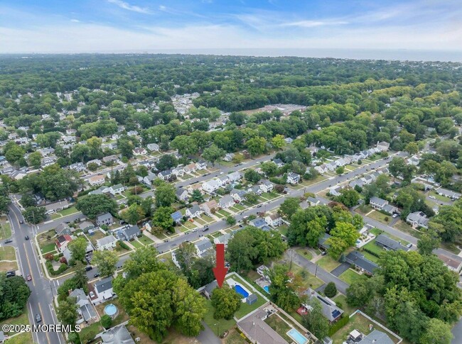 Building Photo - 1506 Evergreen Ave