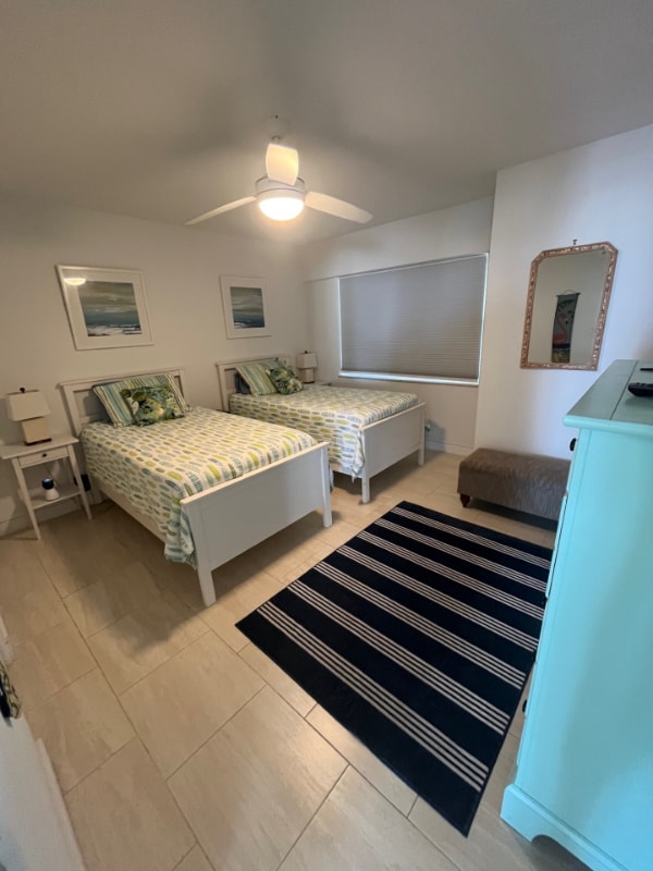 Building Photo - 7000 Beach Plaza