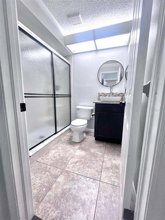 Building Photo - 7828 Hardwick Dr