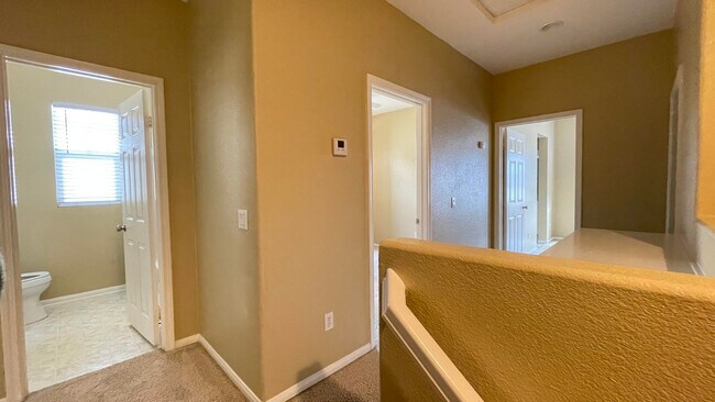 Building Photo - 13325 Calle Del Campo