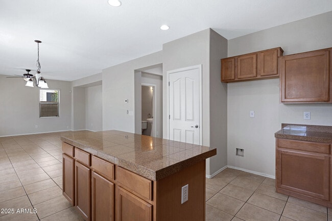 Building Photo - 1696 S Falcon Dr