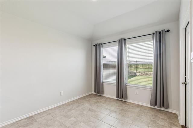 Building Photo - 620 Whitecomb Ln