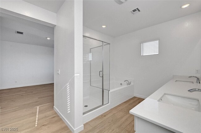 Building Photo - 1498 Marsh Bird St