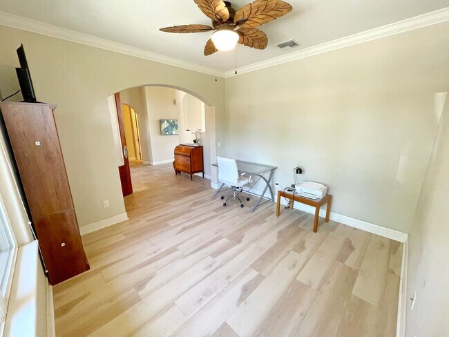 Building Photo - Luxury Island Living in Hokulani Golf Vill...